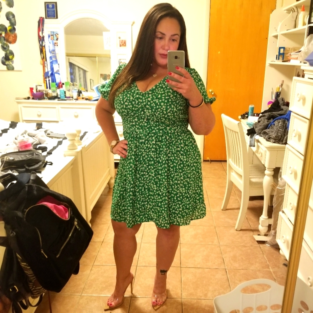 Green floral women's dresses size Large